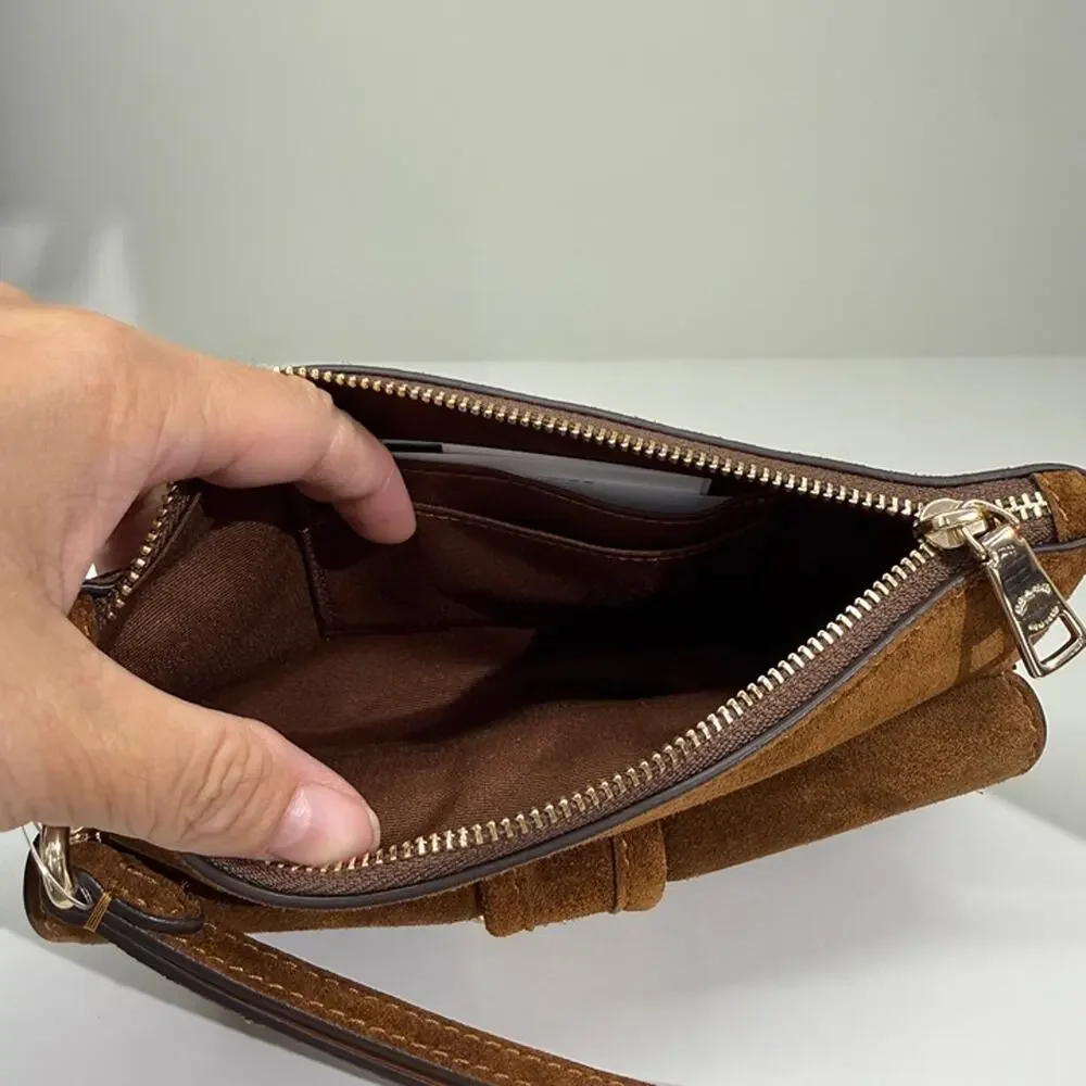 NEW‼️Coach Ashton Wristlet CEN15 suede/Gold/Warm Brown